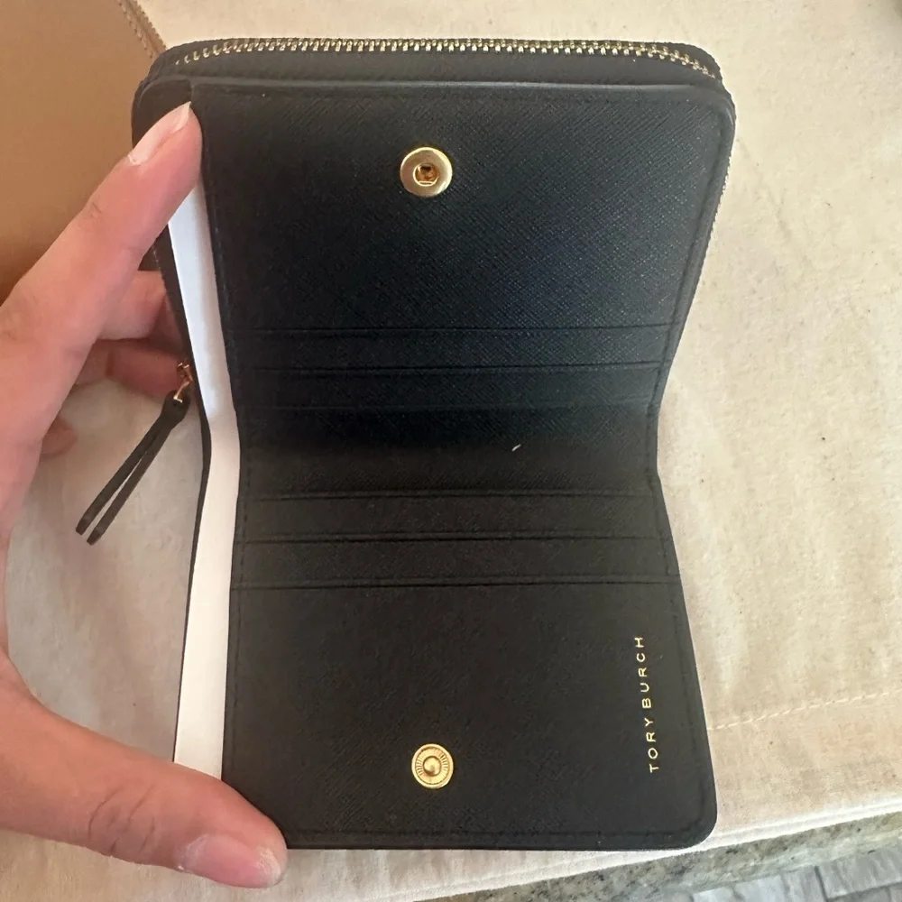 New Tory Burch Emerson leather zip around wallet
